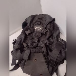 Vintage Oakley Icon Backpack Tactical Black Military Rare Hiking Outdoor